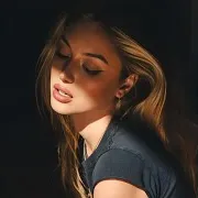 Он Тебя Целует (Deep House )